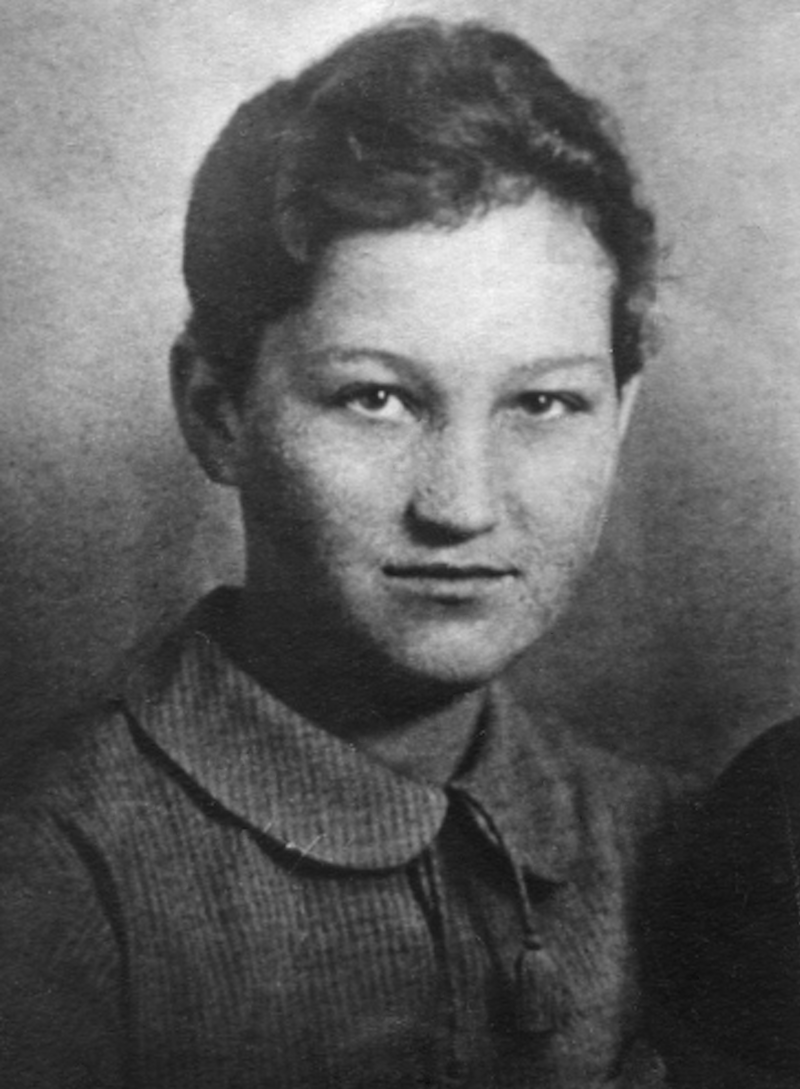 Зоя Анатольевна Космодемьянская (13 сентября 1923  — 29 ноября 1941)